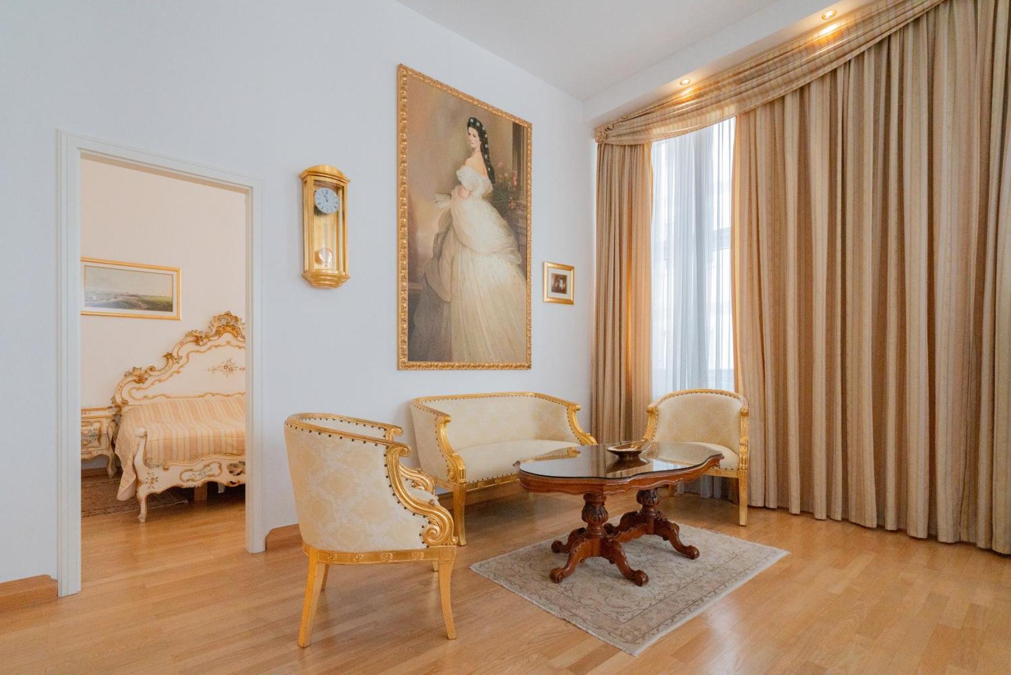 Empress Sisi Royal Apartment Wien Exterior foto