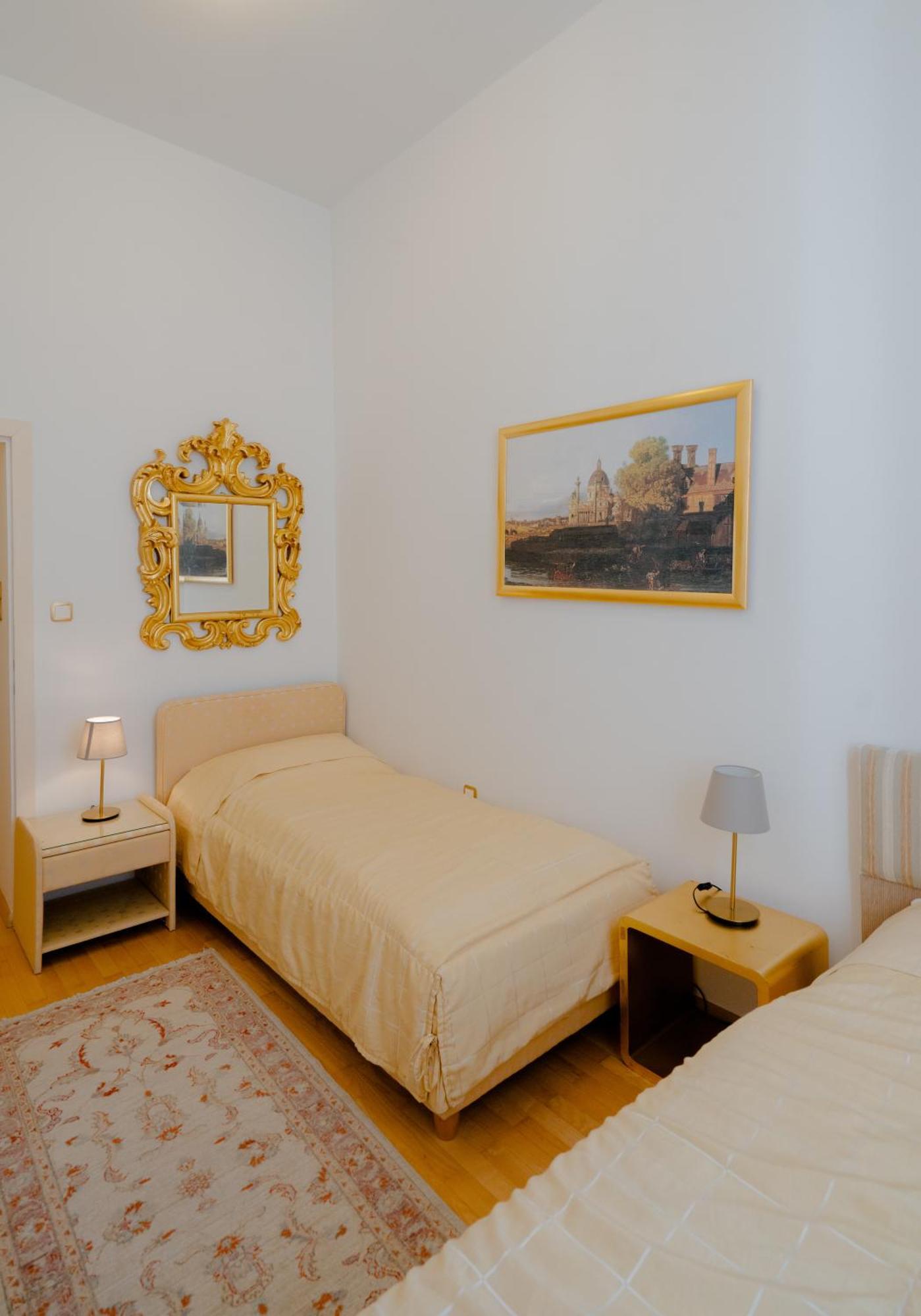 Empress Sisi Royal Apartment Wien Exterior foto